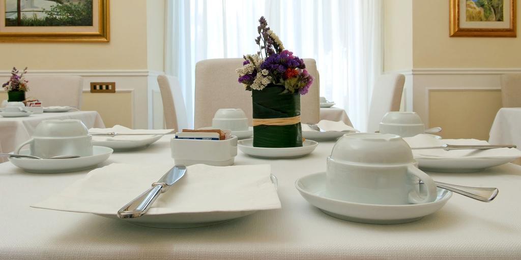Hotel Plaza Salerno Bagian luar foto
